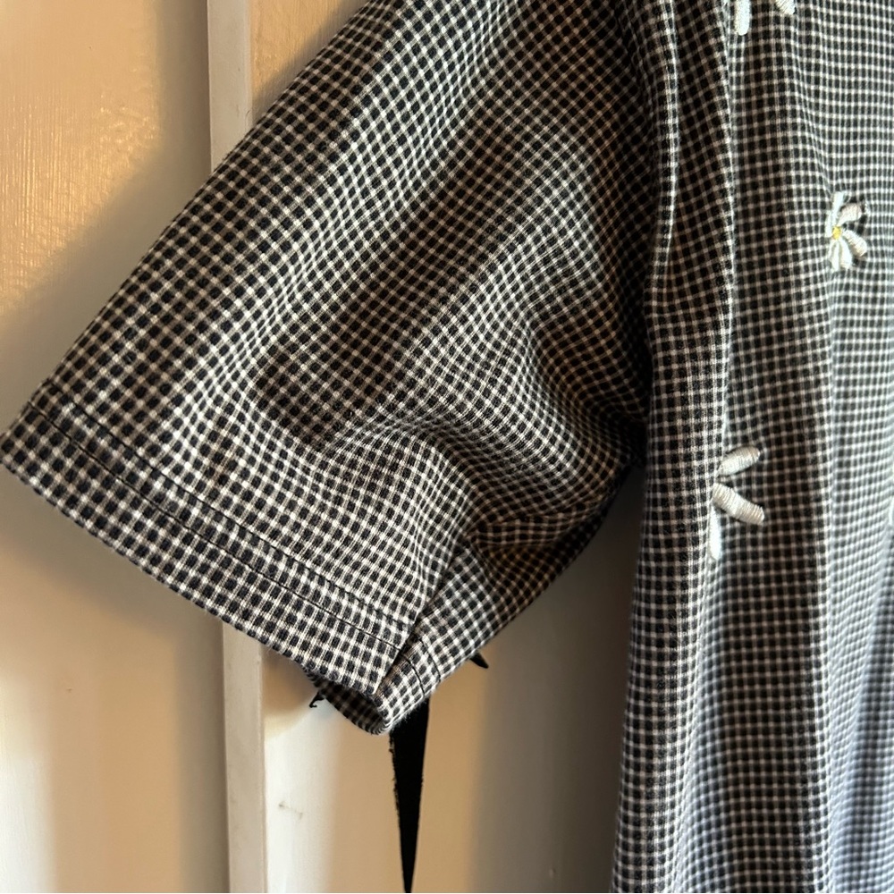 Chaus Vintage Black & White Gingham Button-Front Top - Picture 3 of 5